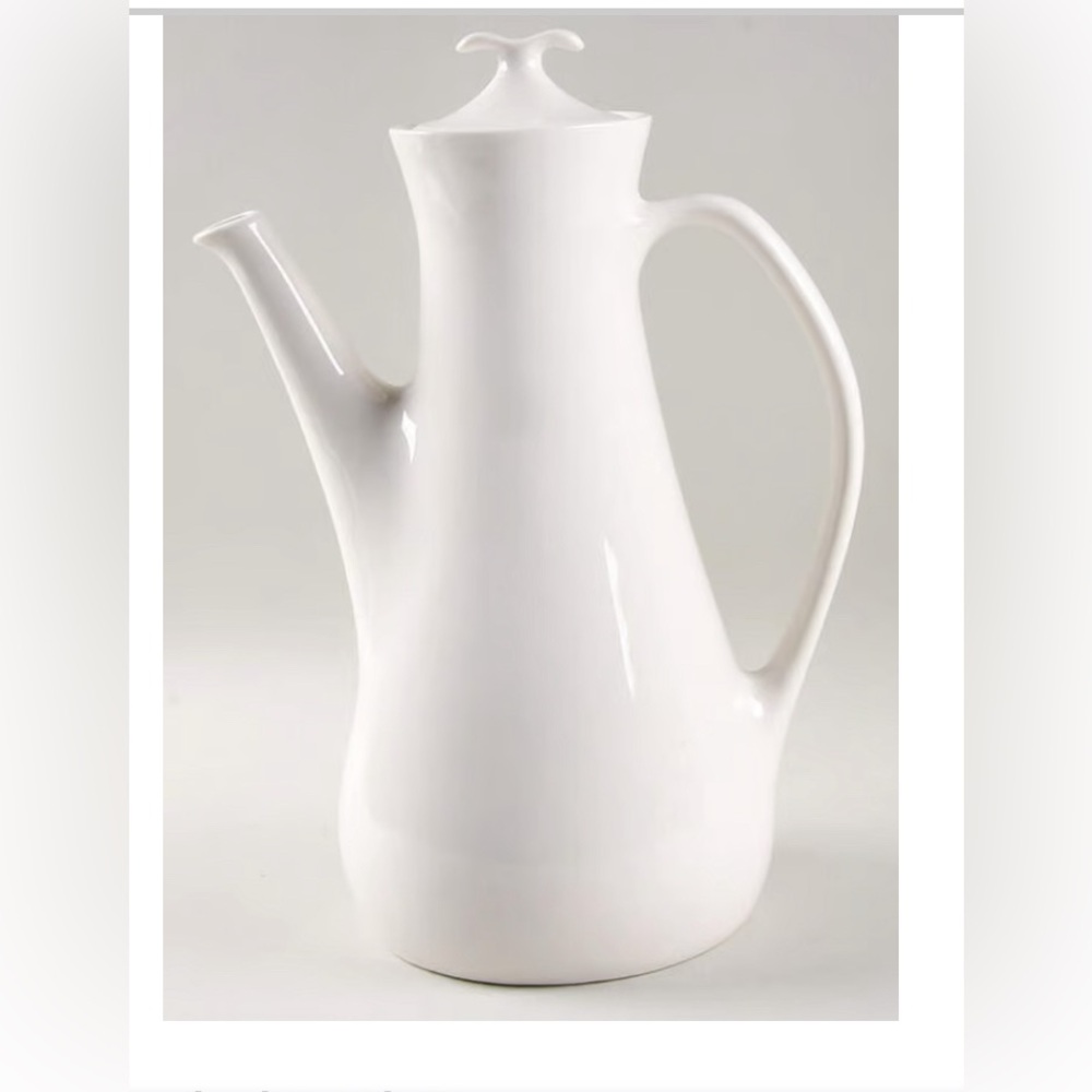 Bridal White
by IROQUOIS  Coffee Pot & Lid